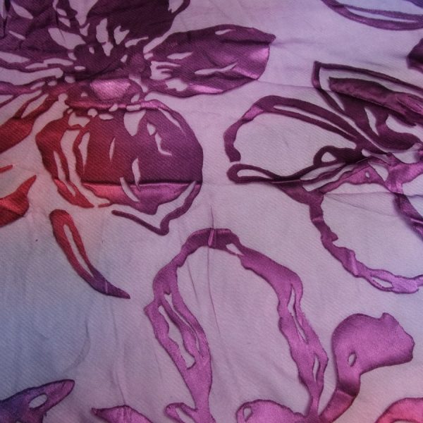 Tissu voile dévoré fleuri - Élégance aérienne légère