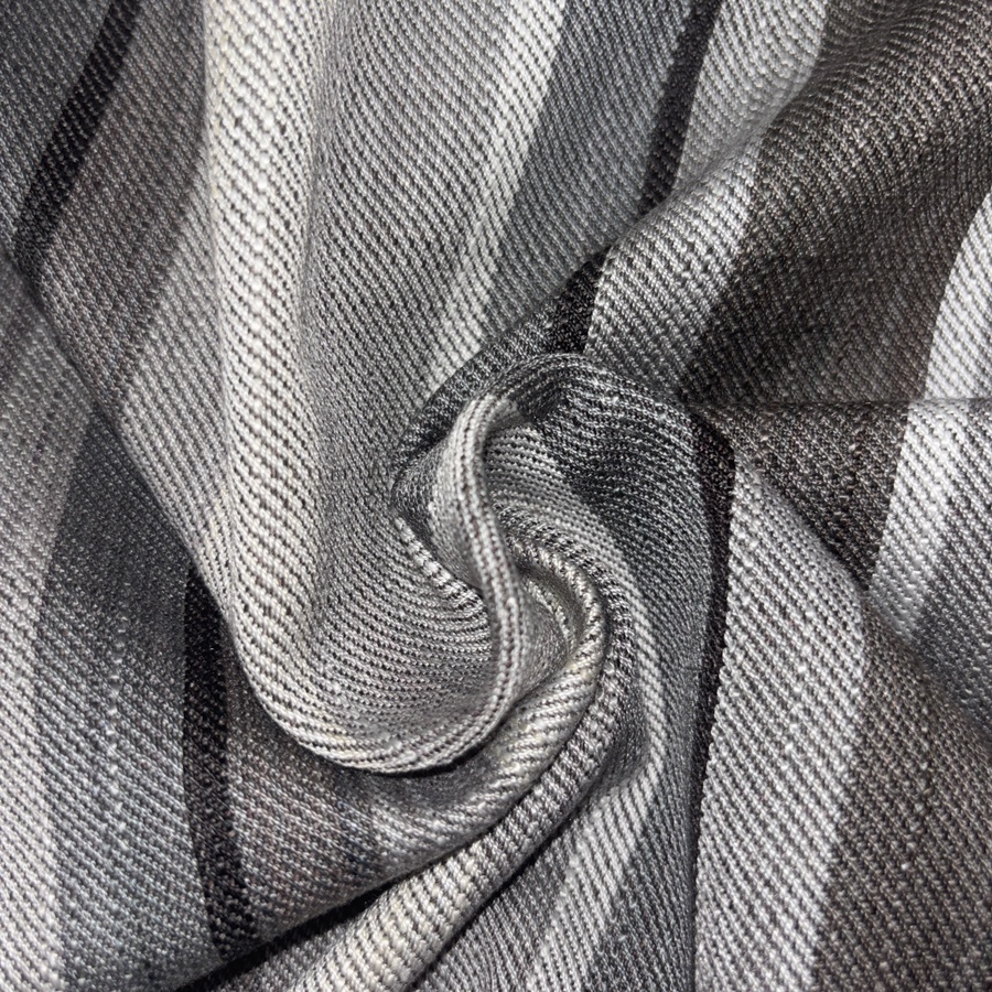 Tissu aspect lin pour rideaux à rayure gris (2) Tissu aspect lin pour rideaux à rayure gris (2)