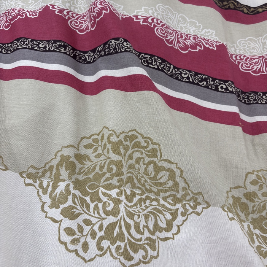 Tissu coton imprimé arabesque pour ameublement (4) Tissu coton imprimé arabesque pour ameublement (4)