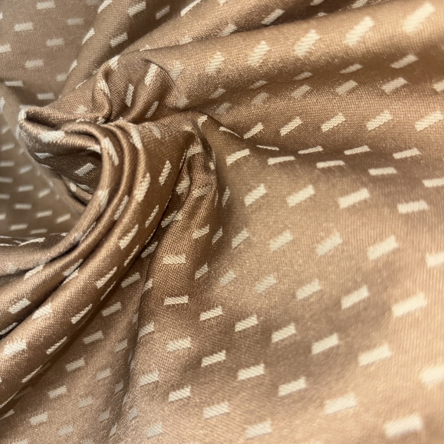 Tissu coton piqué beige de petits pointillés - Largeur 280 centimètres (5) Tissu coton piqué beige de petits pointillés - Largeur 280 centimètres (5)