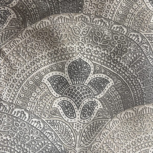 Tissu coton ramie imprimé arabesque gris pour ameublement (1)