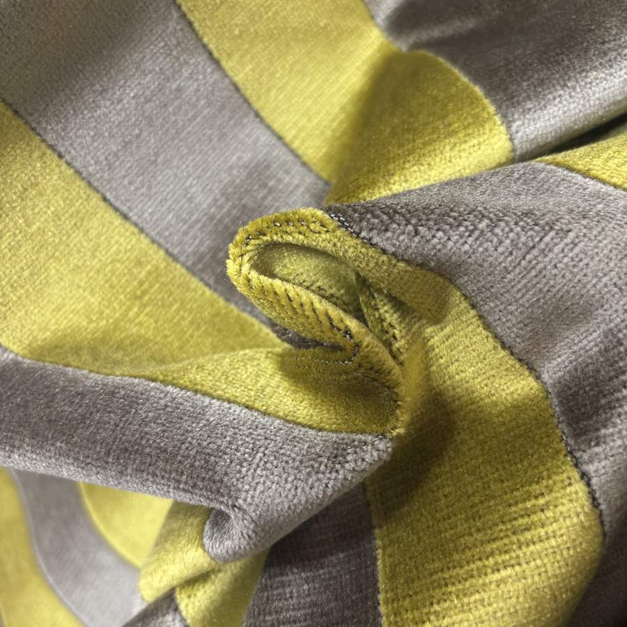 Tissu velours anis et gris à rayure pour ameublement (3) Tissu velours anis et gris à rayure pour ameublement (3)