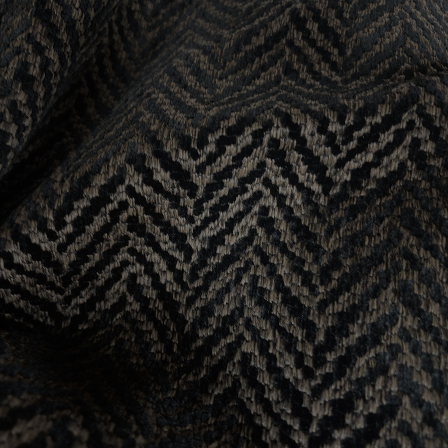 Tissu velours de coton chenillé à chevron marron et noir - Largeur 280 centimètres (3) Tissu velours de coton chenillé à chevron marron et noir - Largeur 280 centimètres (3)