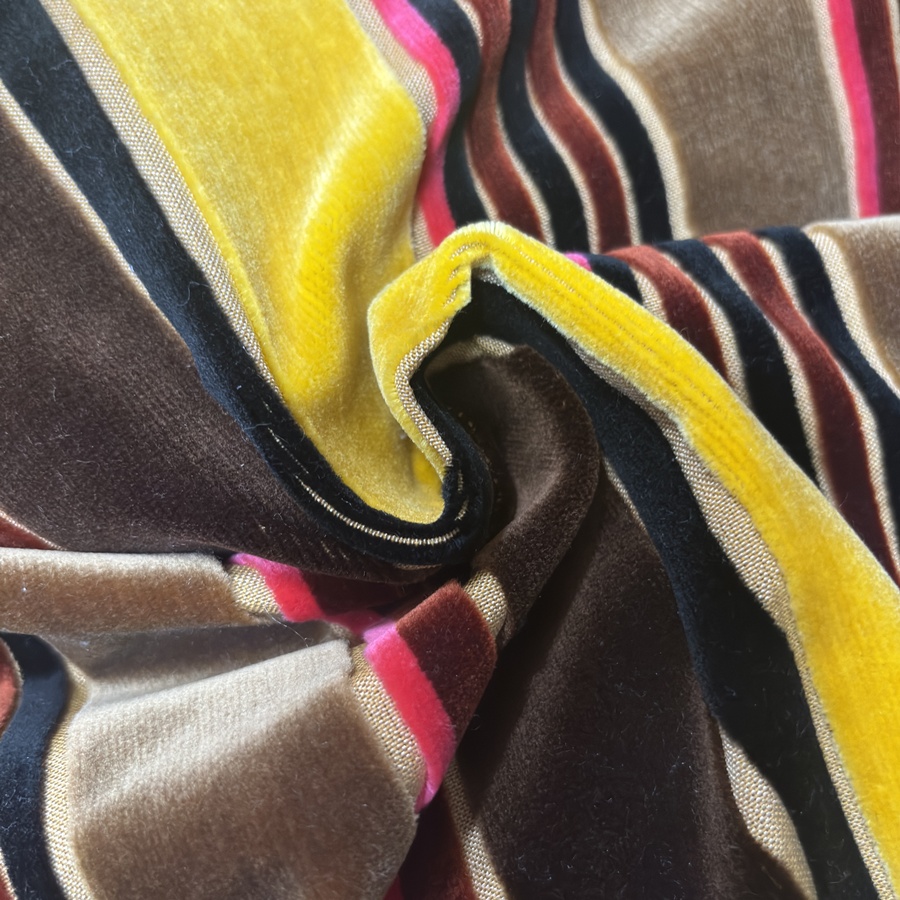 Tissu velours multicolore à rayure pour ameublement (3) Tissu velours multicolore à rayure pour ameublement (3)