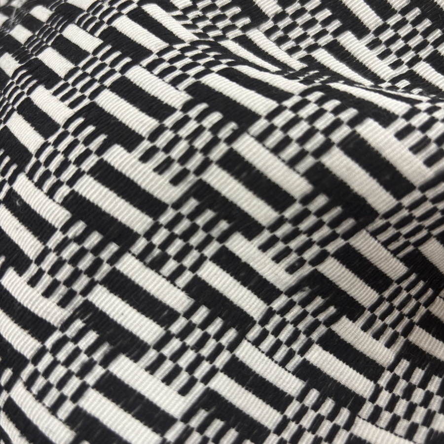 Toile de coton à carreaux tissés noir et blanc - Largeur 280 centimètres (4) Toile de coton à carreaux tissés noir et blanc - Largeur 280 centimètres (4)