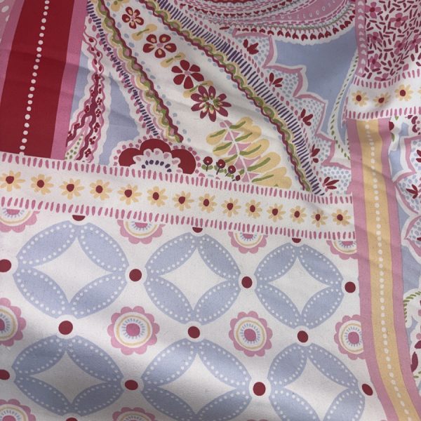 Tissu coton ciel imprimé patchwork - Largeur 280 centimètres (1)