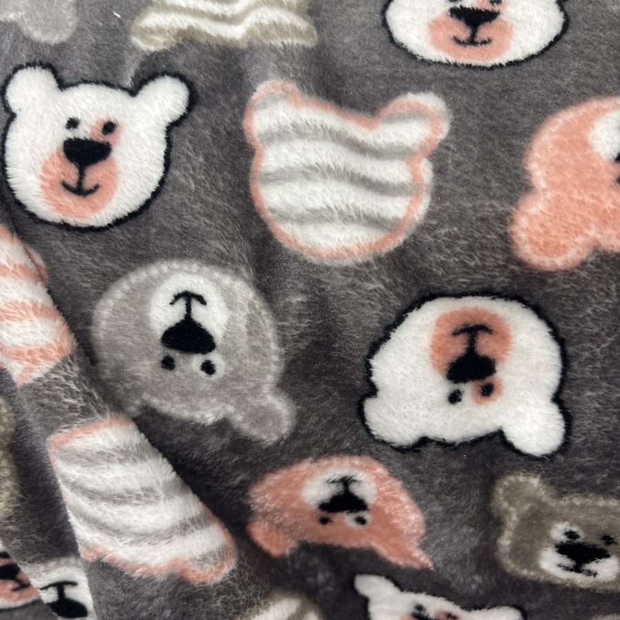 Tissu doudou moelleux en micropolaire gris imprimé nounours (3) Tissu doudou moelleux en micropolaire gris imprimé nounours (3)