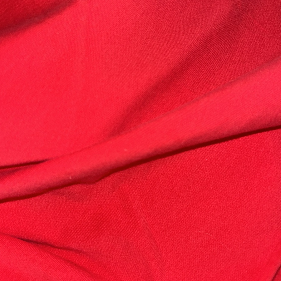 Tissu jersey de coton uni rouge (3) Tissu jersey de coton uni rouge (3)
