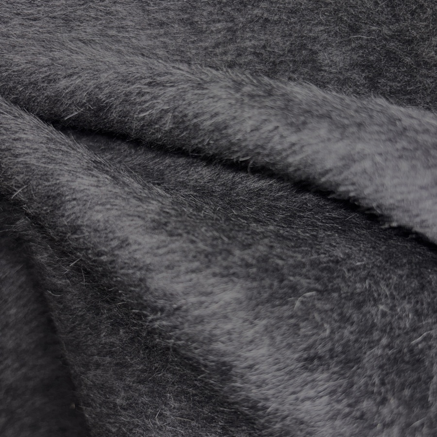 Tissu polyester poilu effet laine vison gris (3) Tissu polyester poilu effet laine vison gris (3)