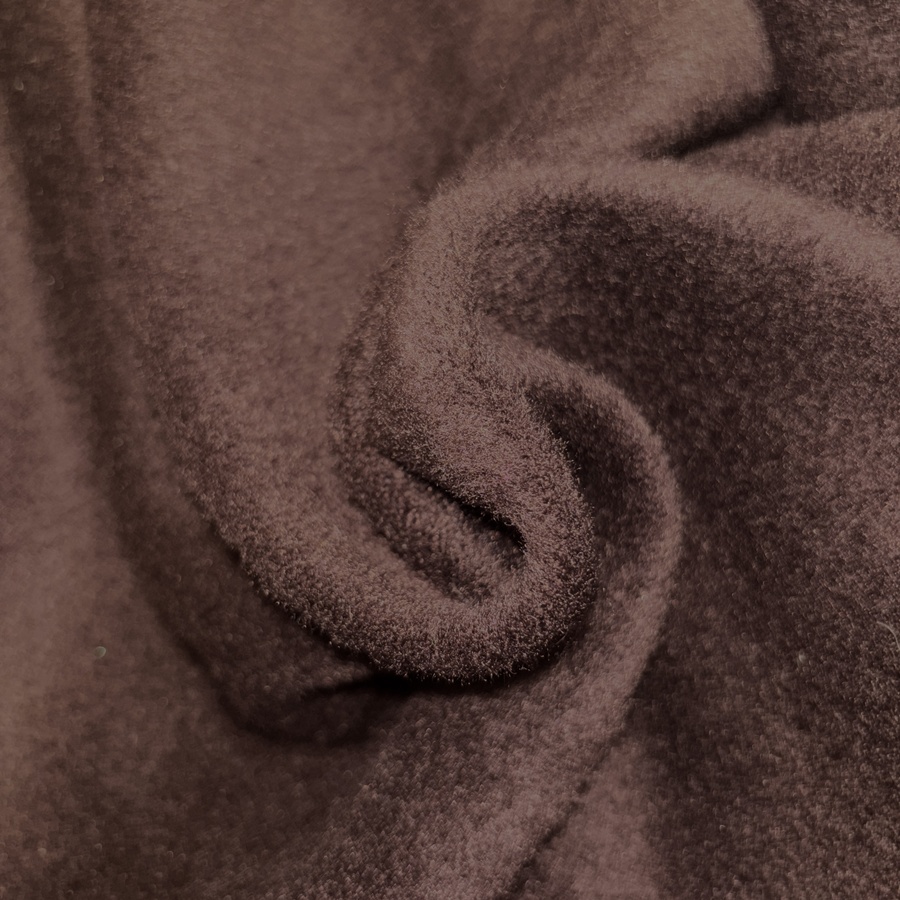 Tissu polyester poilu effet laine vison marron (2) Tissu polyester poilu effet laine vison marron (2)