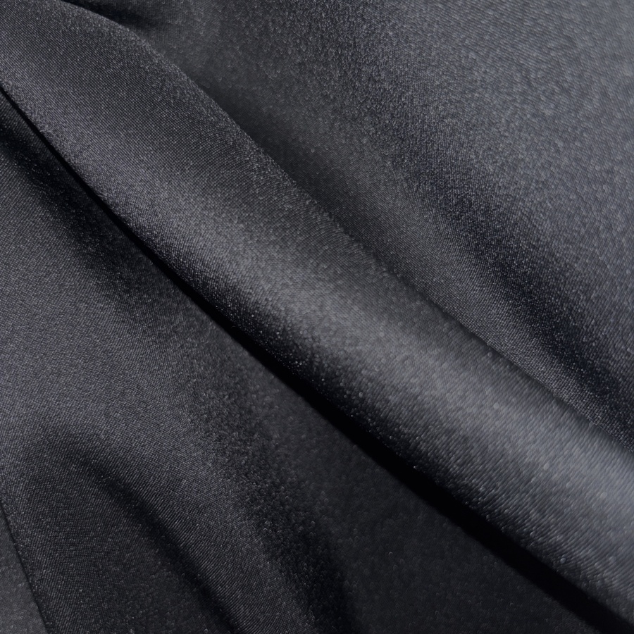 Tissu satin duchesse fluide - Noir (3) Tissu satin duchesse fluide - Noir (3)